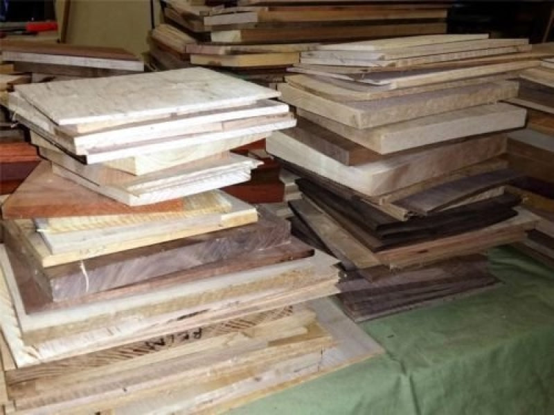 Woodchucks Wood Scrap Box of All Maple Pieces (SBCO-TINY-MAPLE)